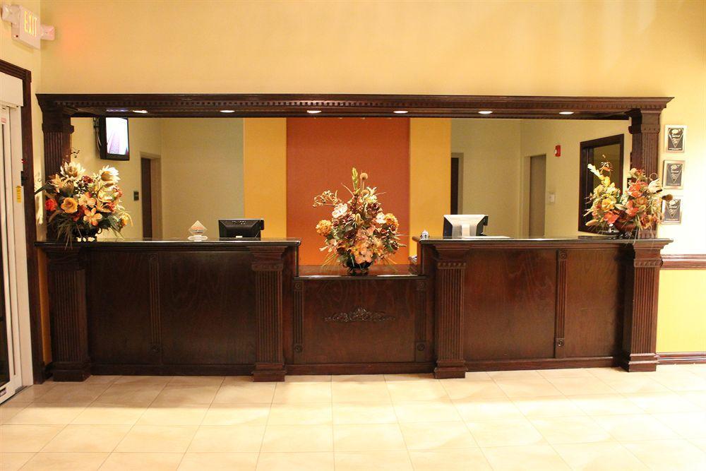 Super 8 by Wyndham Hidalgo at La Plaza Mall&Mcallen Airport Exterior foto