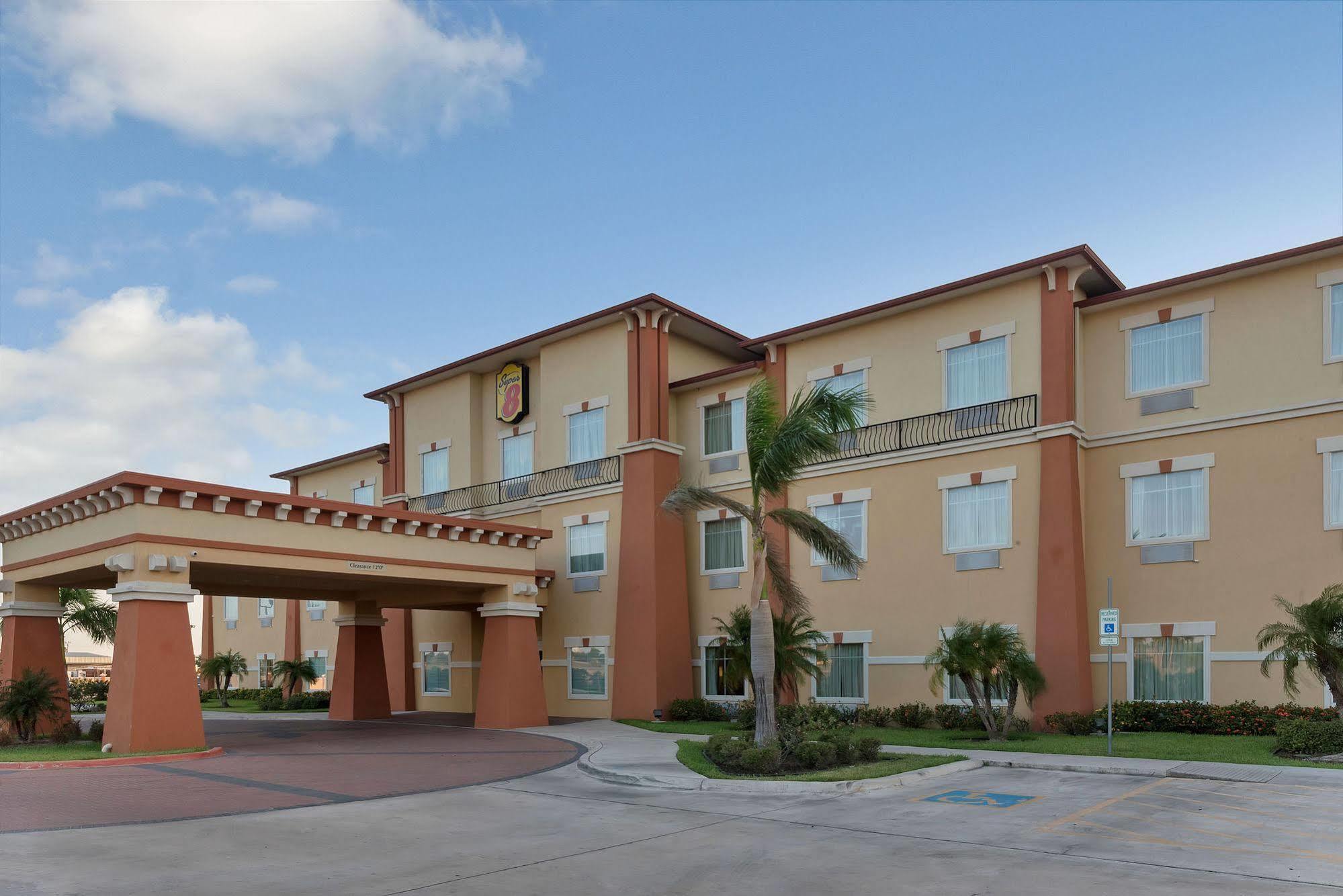 Super 8 by Wyndham Hidalgo at La Plaza Mall&Mcallen Airport Exterior foto