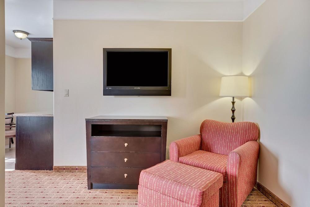 Super 8 by Wyndham Hidalgo at La Plaza Mall&Mcallen Airport Exterior foto